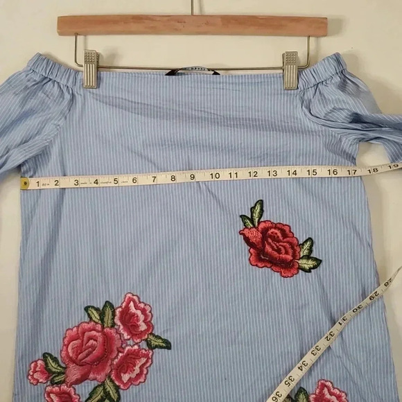 Zara embroidered off the shoulder  sz XS dress - Picture 5 of 6